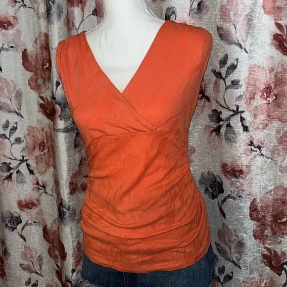 Ann Taylor Orange Textured Short Sleeve Blouse - Picture 1 of 13